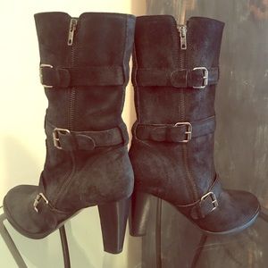 EUC 💥💥 J Crew Black suede boots 💥💥